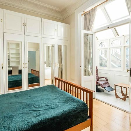 شقة Four Beds By The Station لندن المظهر الخارجي الصورة